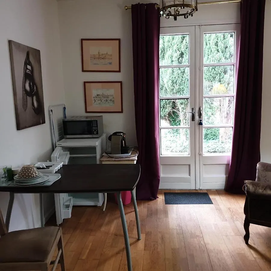 Homestay Chambre Privee Dans Une Maison Avec Piscine Tournefeuille